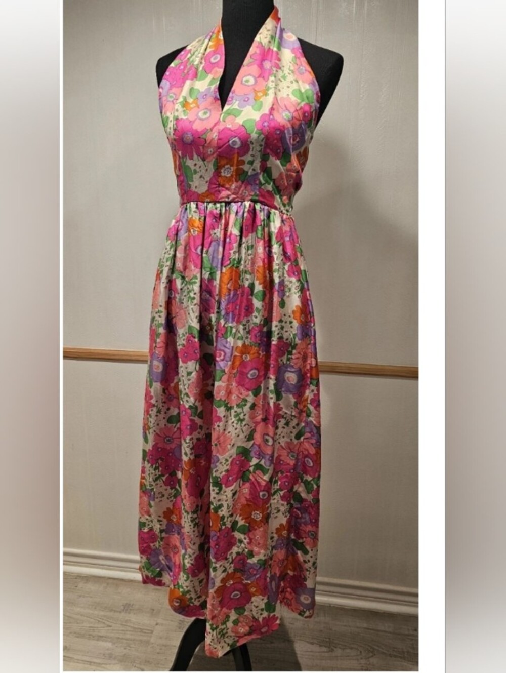 Lord & Taylor Bright Pink Floral Silk Halter Open Back Rear Tie-up Maxi Dress M